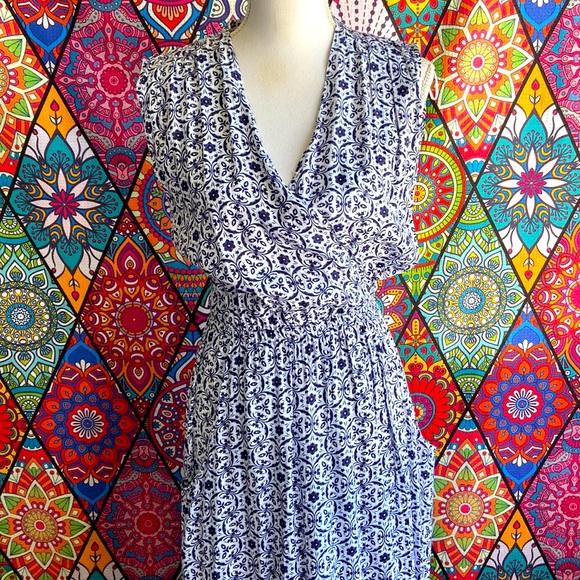 🌟SOLD🌟 Seed Heritage Blue & White Print Wrap Maxi Dress Sz 10 - Picture 4 of 11